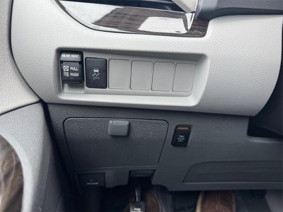 2020 Toyota SIENNA XLE 3.5L XLE