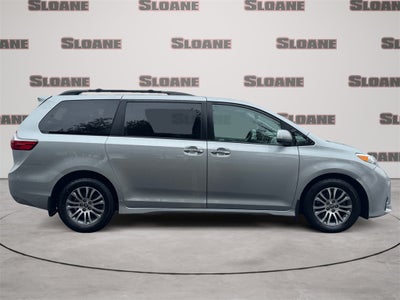 2020 Toyota SIENNA XLE 3.5L XLE