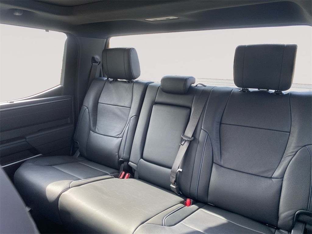 2025 Toyota TUNDRA 4X4 Platinum