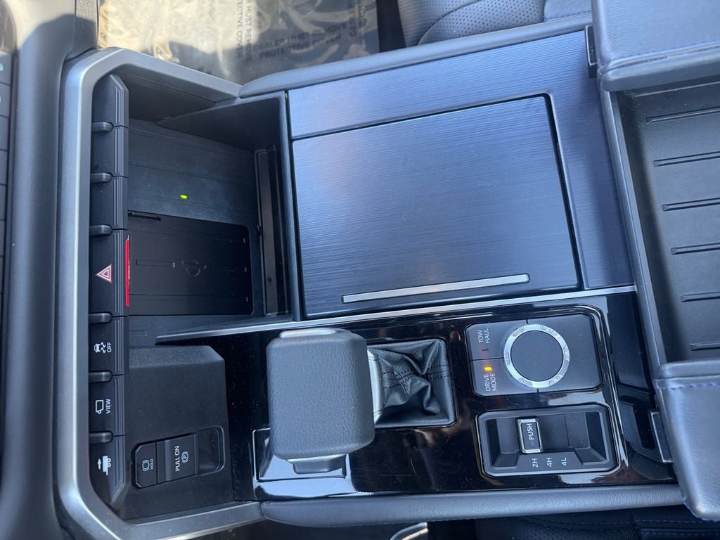 2023 Toyota SEQUOIA 4WD Platinum