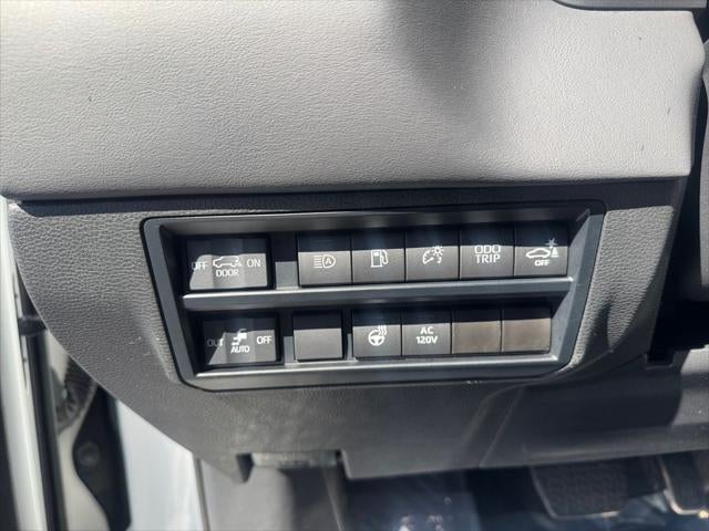 2023 Toyota SEQUOIA 4WD Platinum