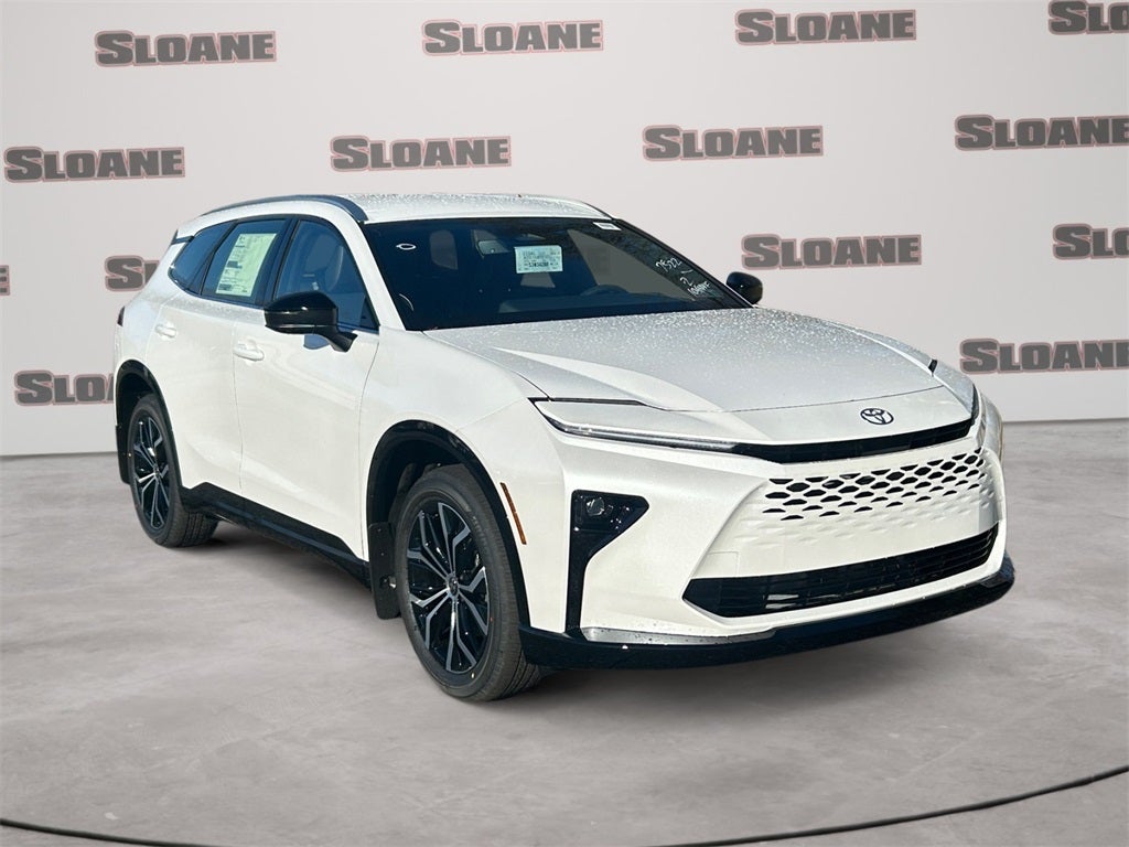 2025 Toyota CROWN SIGNIA XLE