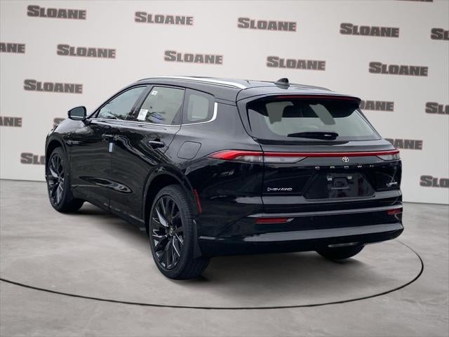 2025 Toyota CROWN SIGNIA Limited