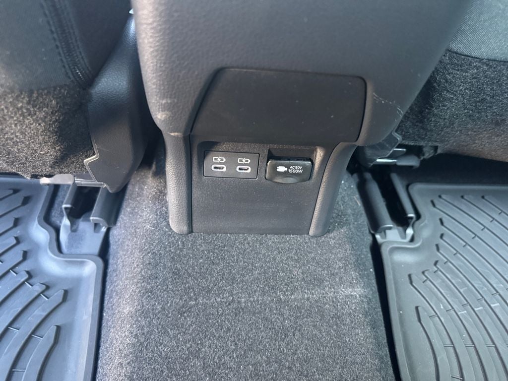 2024 Toyota Prius Prime SE