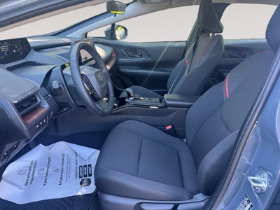 2024 Toyota Prius Prime SE