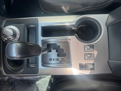 2017 Toyota 4RUNNER SR5 Premium