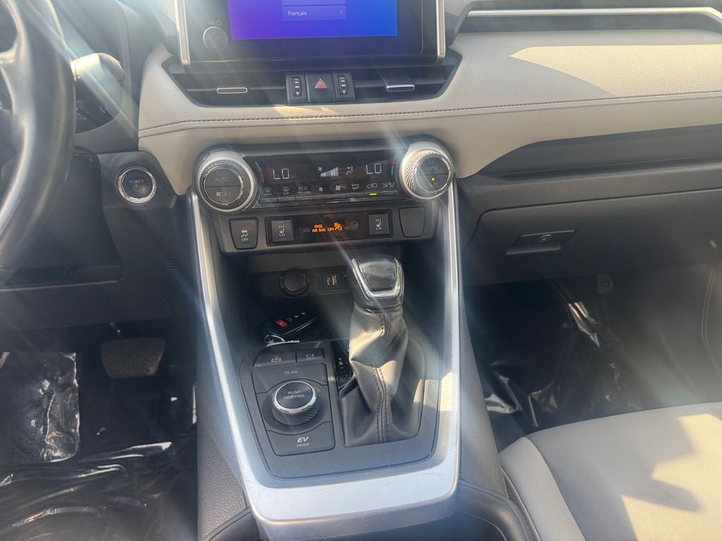 2023 Toyota RAV4 HYBRID XLE Premium