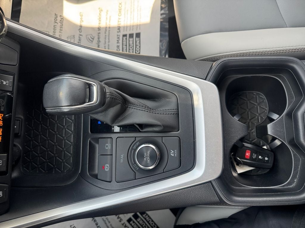 2021 Toyota RAV4 Hybrid XLE Premium