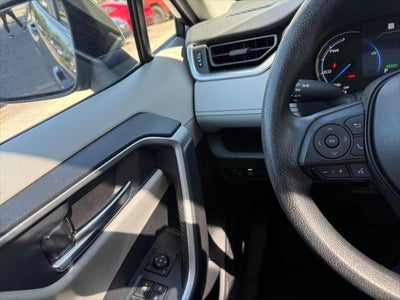 2023 Toyota RAV4 Hybrid XLE