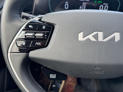 2023 Kia Niro EX