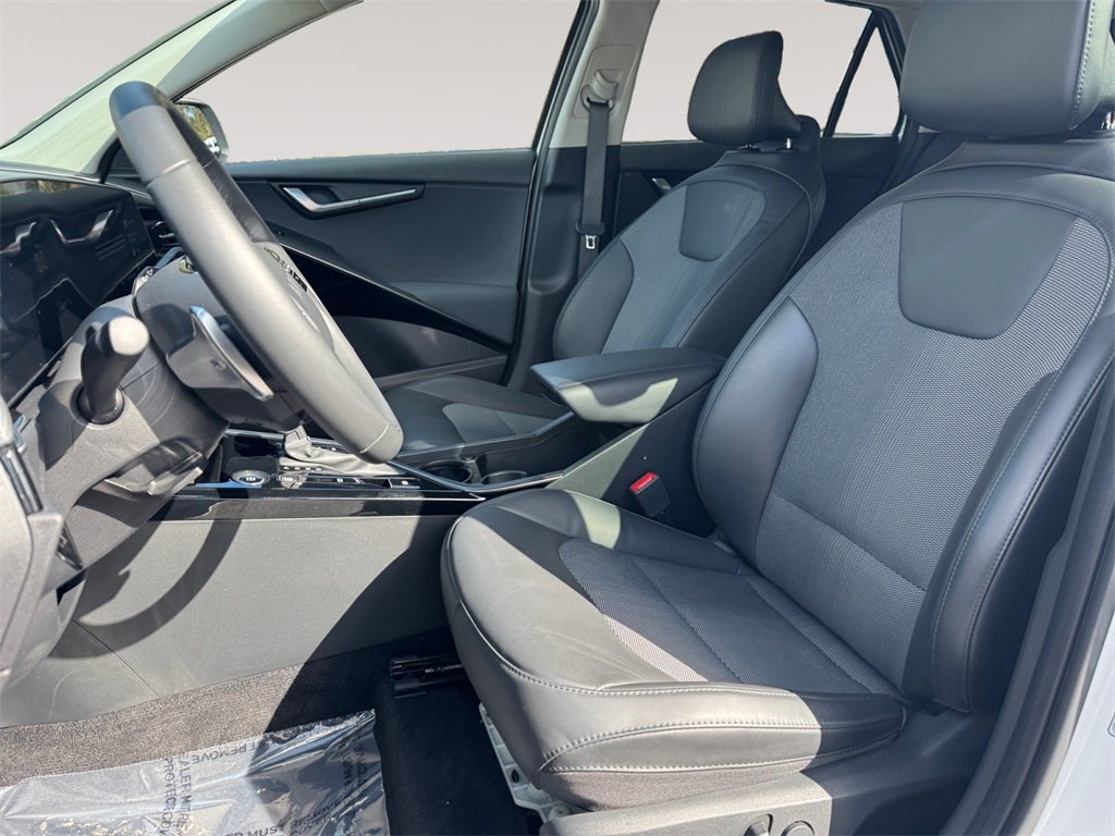 2023 Kia Niro EX