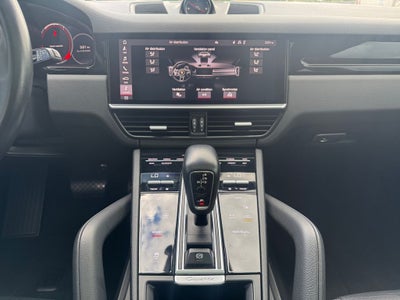 2021 Porsche Cayenne Base