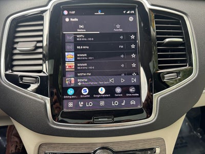 2024 Volvo XC90 B6 Plus Bright Theme 6-Seater