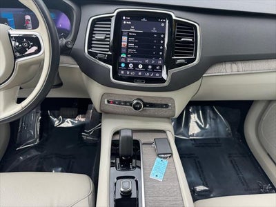 2024 Volvo XC90 B6 Plus Bright Theme 6-Seater