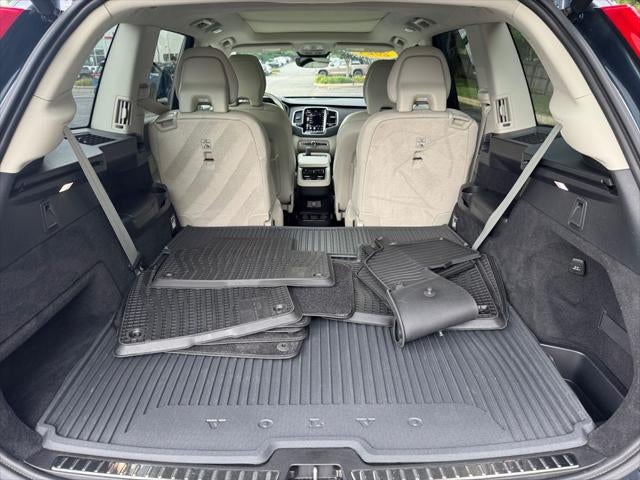 2024 Volvo XC90 B6 Plus Bright Theme 6-Seater