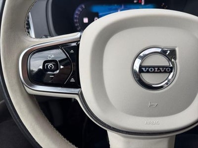 2024 Volvo XC90 B6 Plus Bright Theme 6-Seater