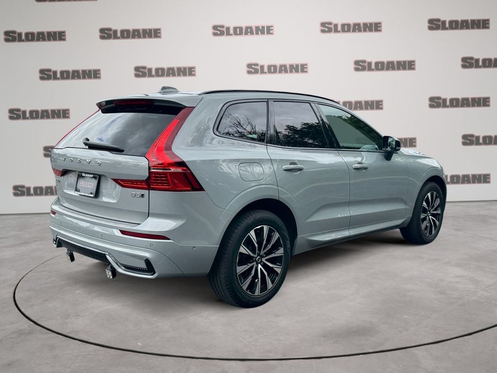 2024 Volvo XC60 B5 Plus Dark Theme