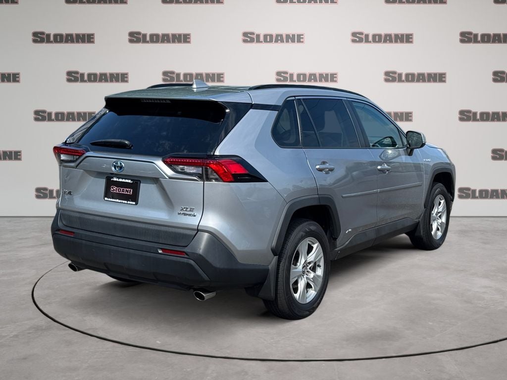 2020 Toyota RAV4 Hybrid XLE