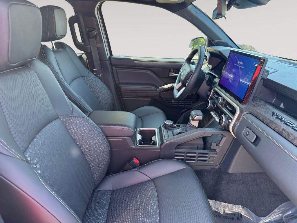 2025 Toyota Tacoma Hybrid Limited