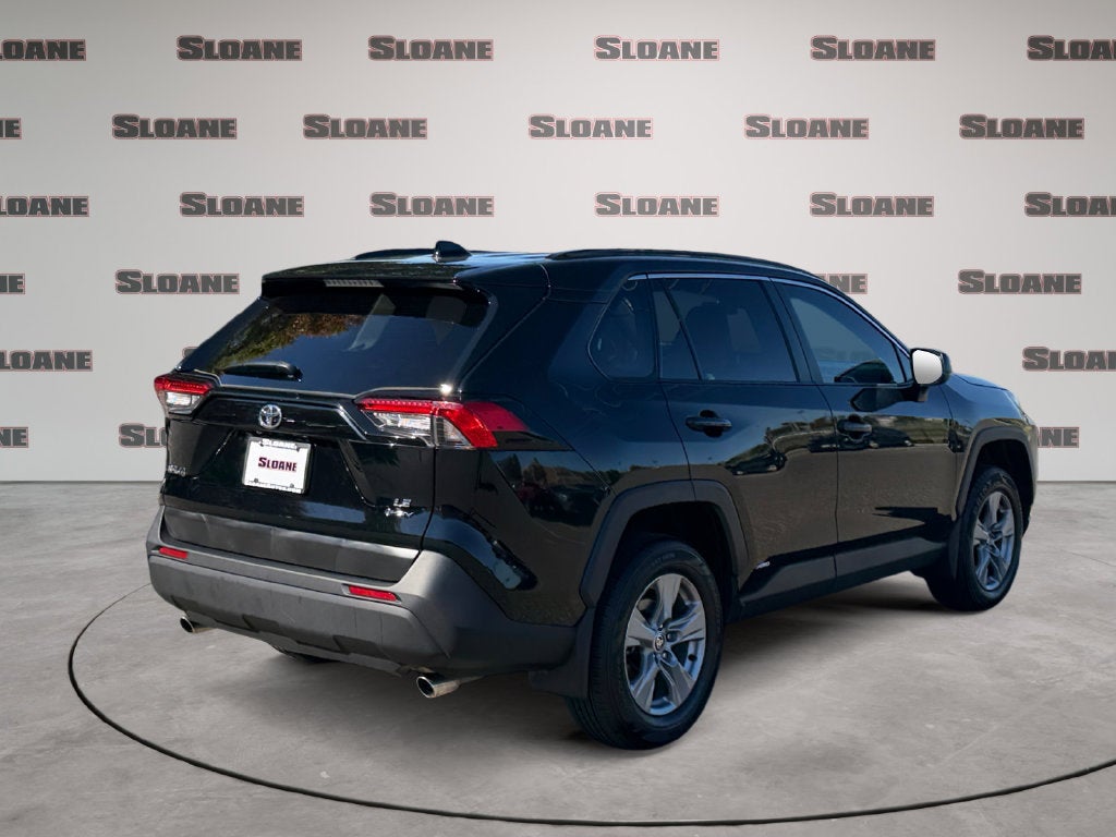 2025 Toyota RAV4 Hybrid LE