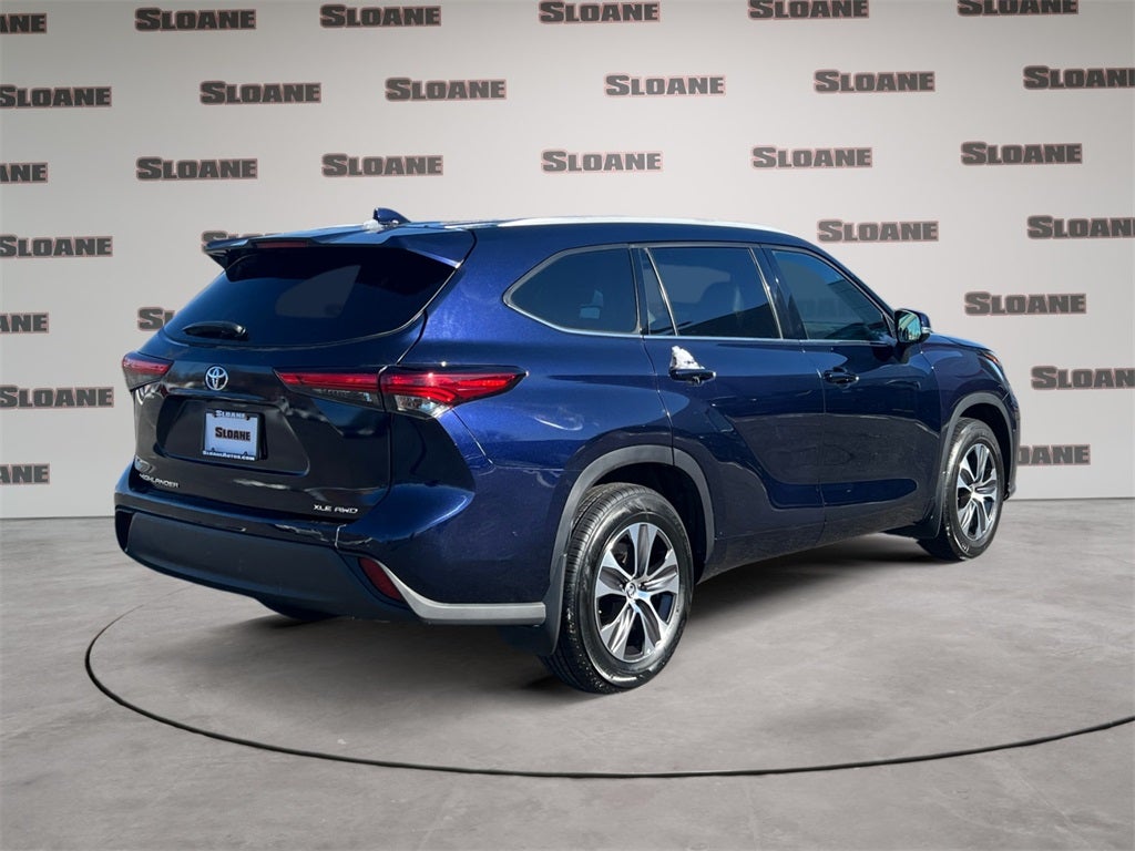 2022 Toyota Highlander XLE
