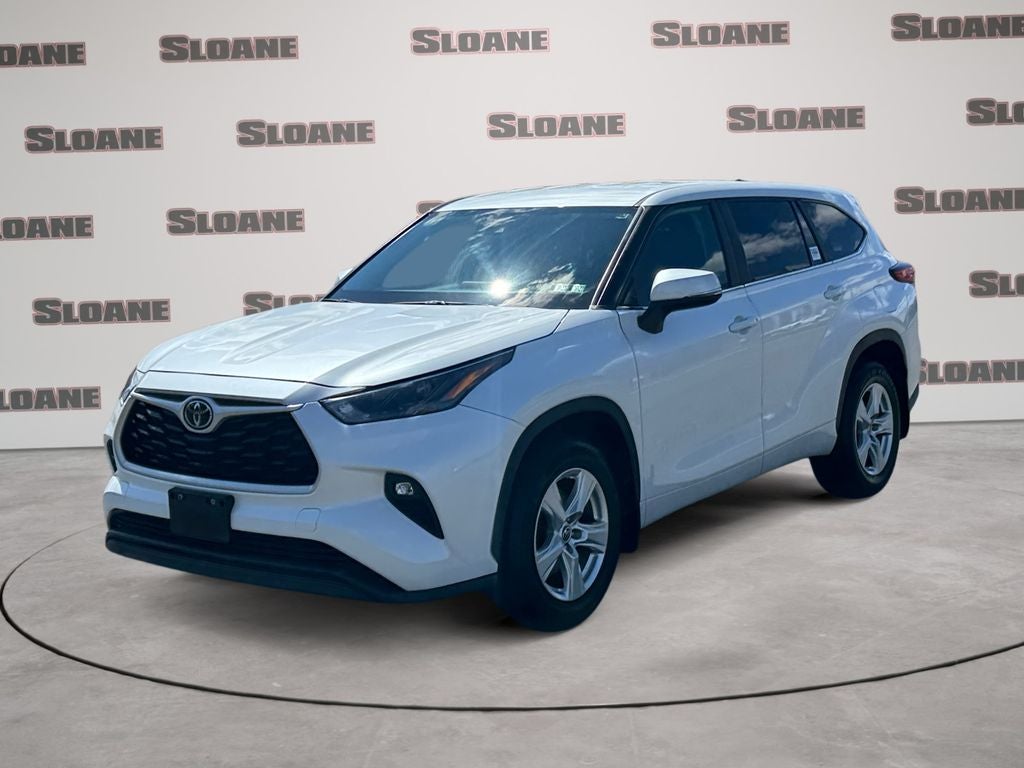 2023 Toyota Highlander LE