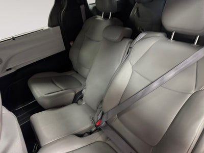 2025 Toyota Sienna XLE 8 Passenger
