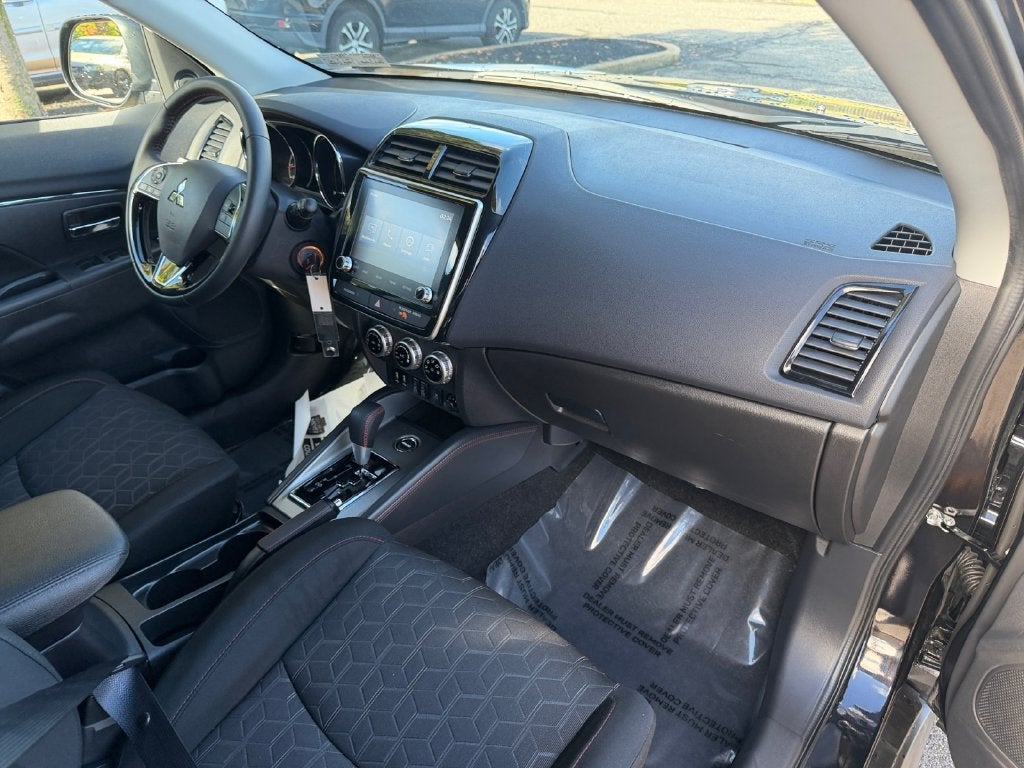 2026 Mitsubishi Outlander Sport 2.0 LE