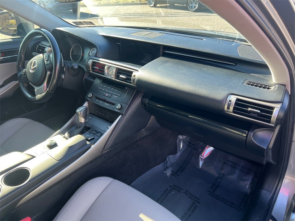 2016 Lexus IS 300