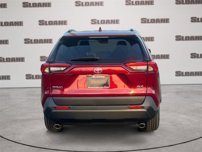 2025 Toyota RAV4 XLE