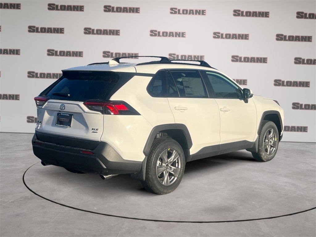 2025 Toyota RAV4 XLE