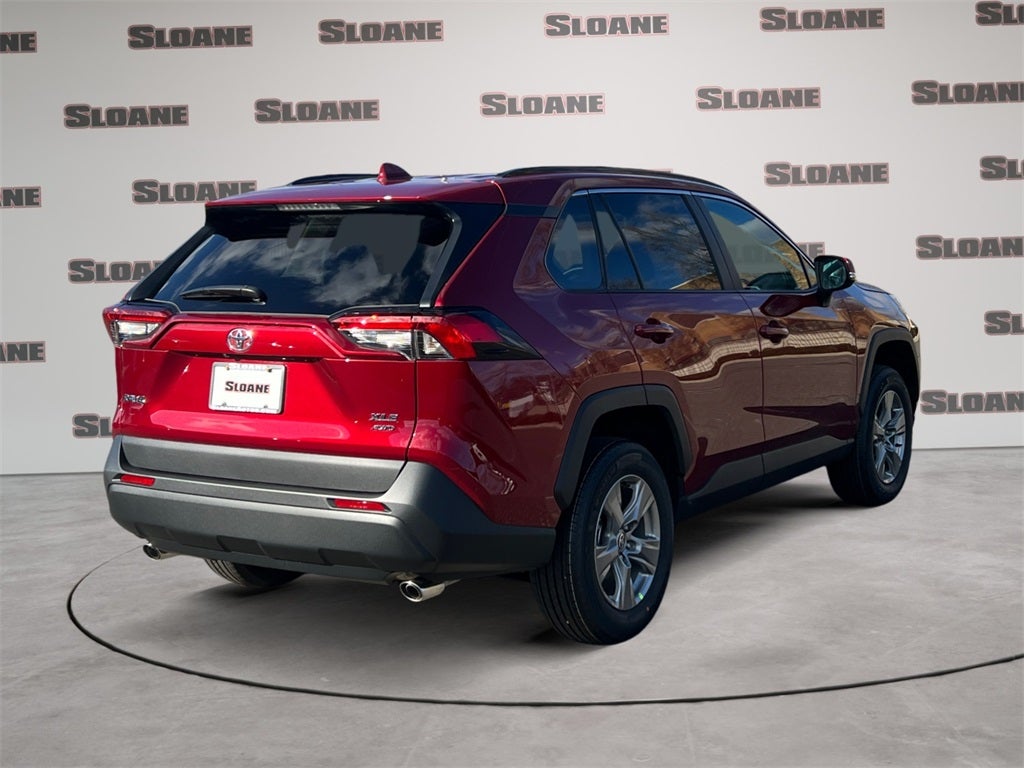 2025 Toyota RAV4 XLE
