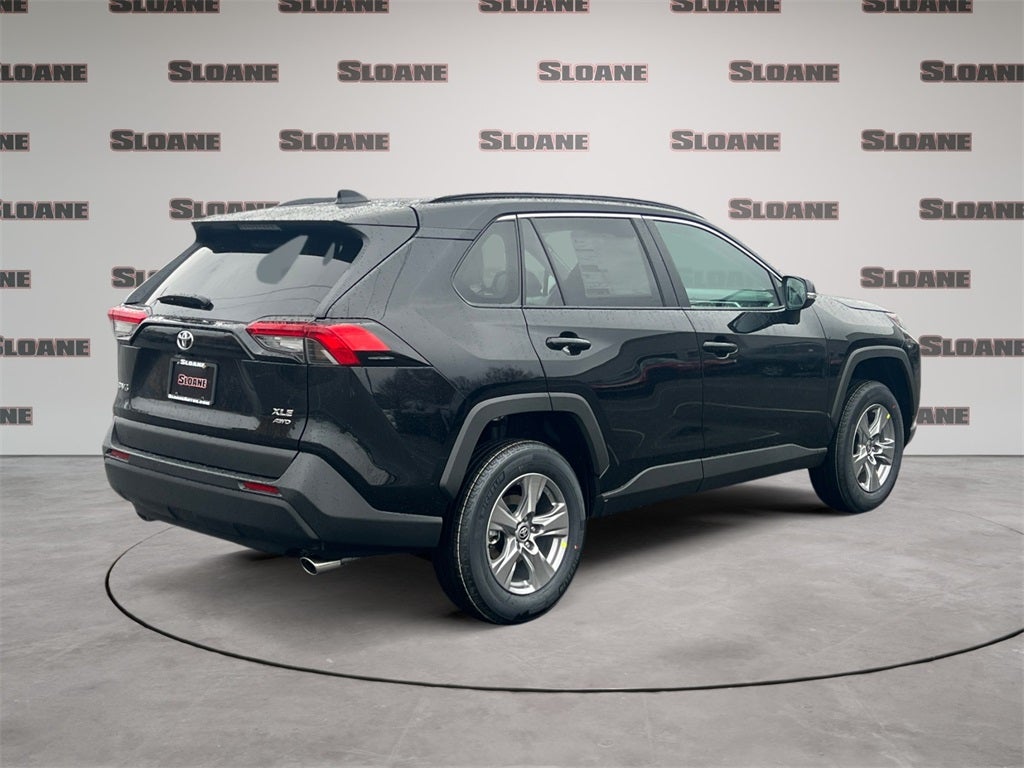 2025 Toyota RAV4 XLE