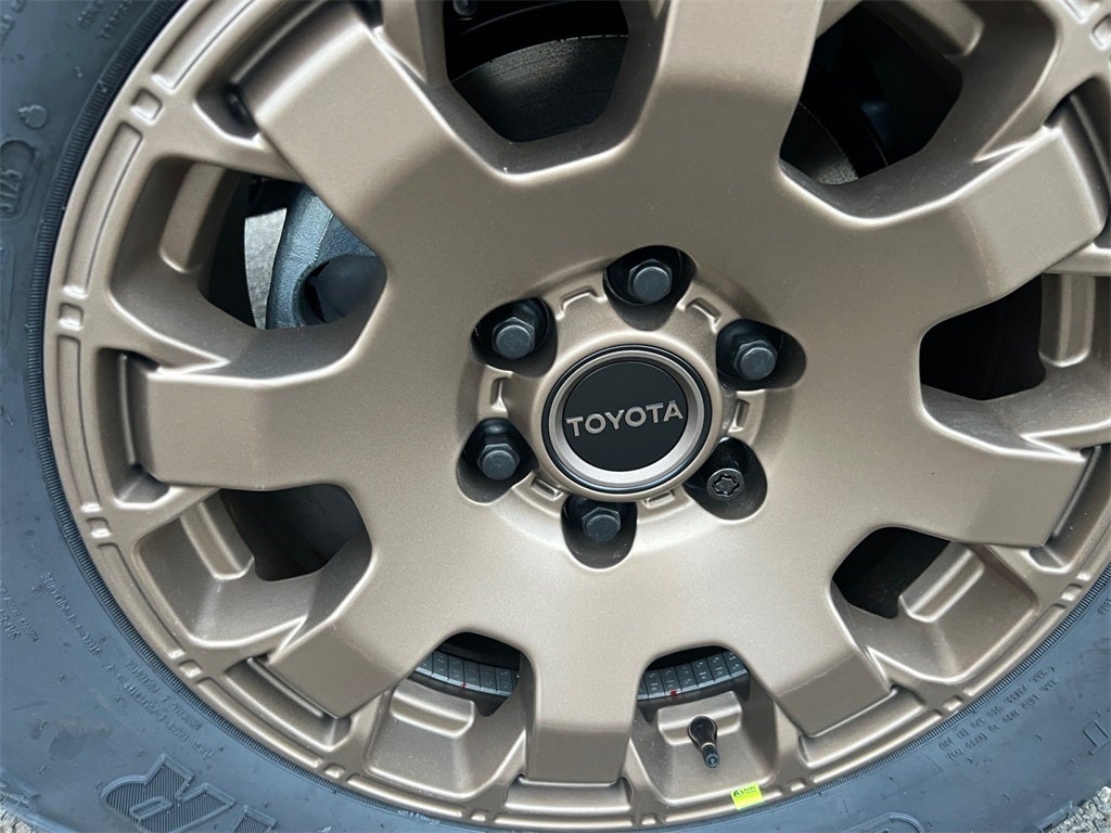 2025 Toyota Tacoma i-FORCE MAX Tacoma Trailhunter