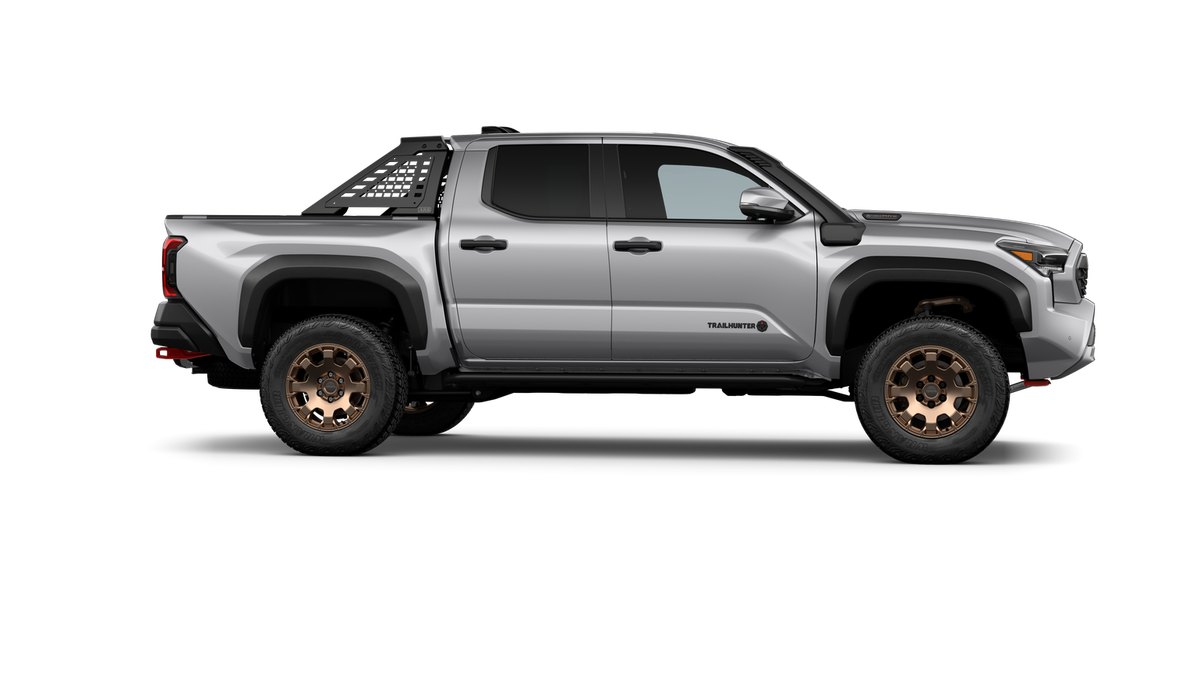 2025 Toyota Tacoma i-FORCE MAX Tacoma Trailhunter