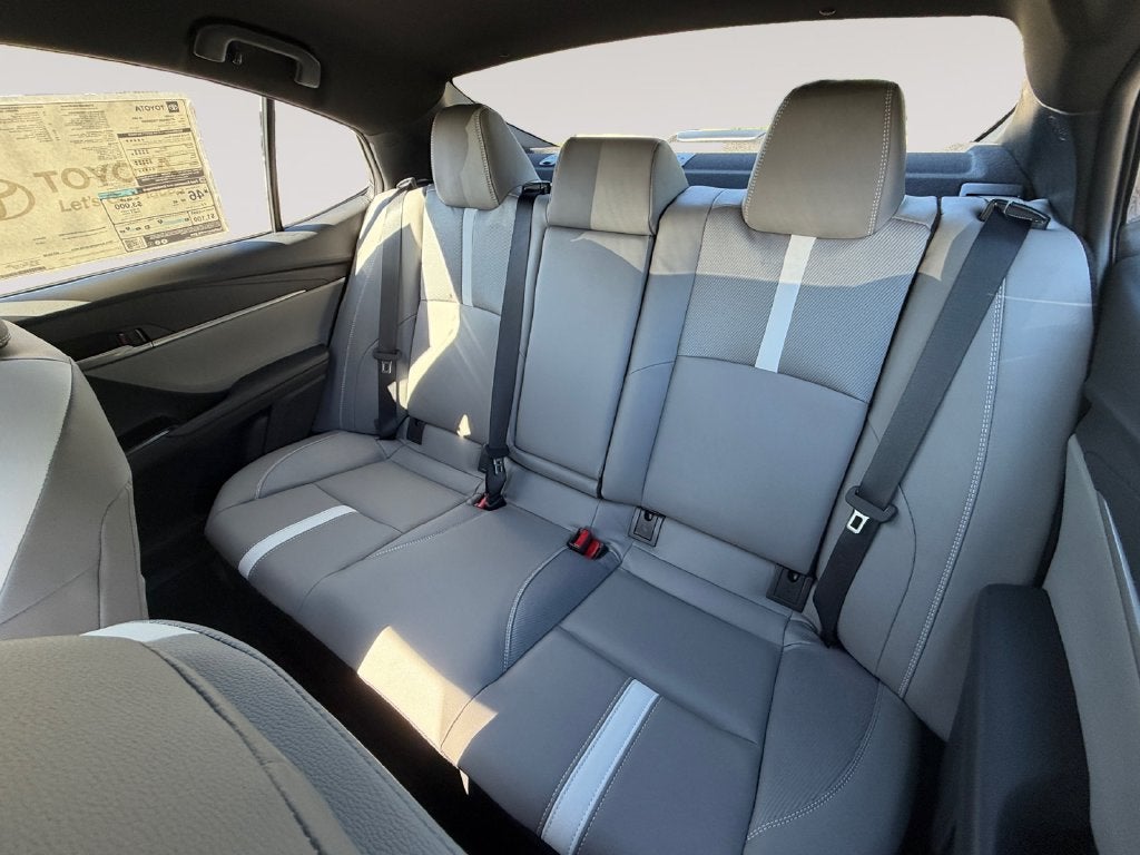2026 Toyota Camry SE AWD
