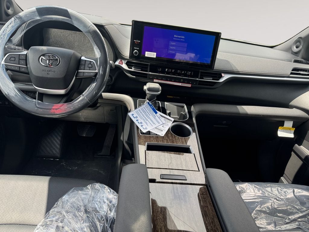 2026 Toyota Sienna Platinum