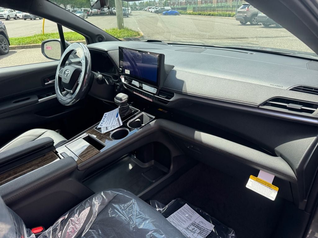 2026 Toyota Sienna Platinum