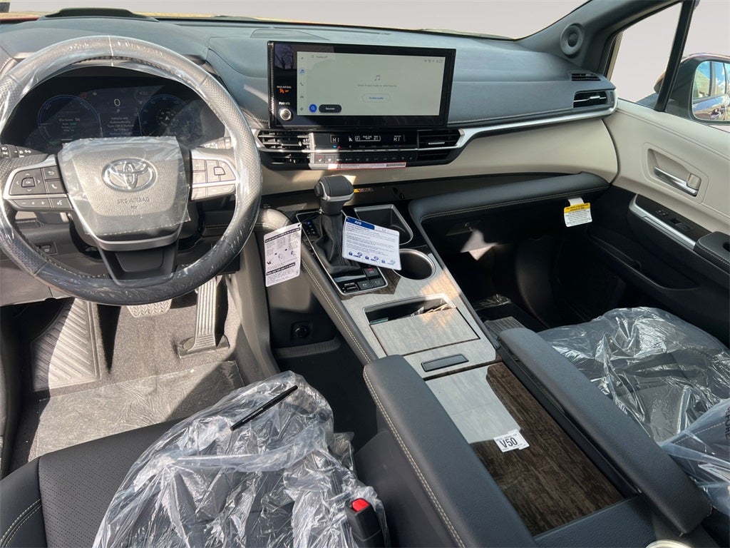 2026 Toyota Sienna Platinum
