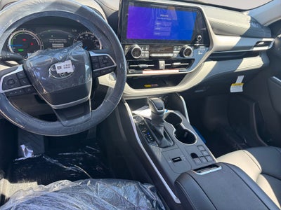 2026 Toyota Highlander Hybrid XLE