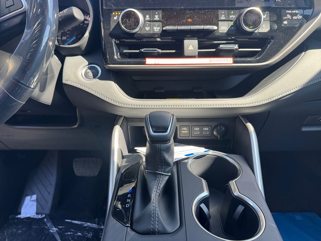 2026 Toyota Highlander Hybrid XLE