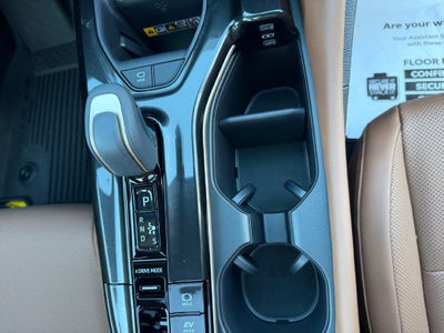 2026 Toyota Toyota Crown Signia Limited