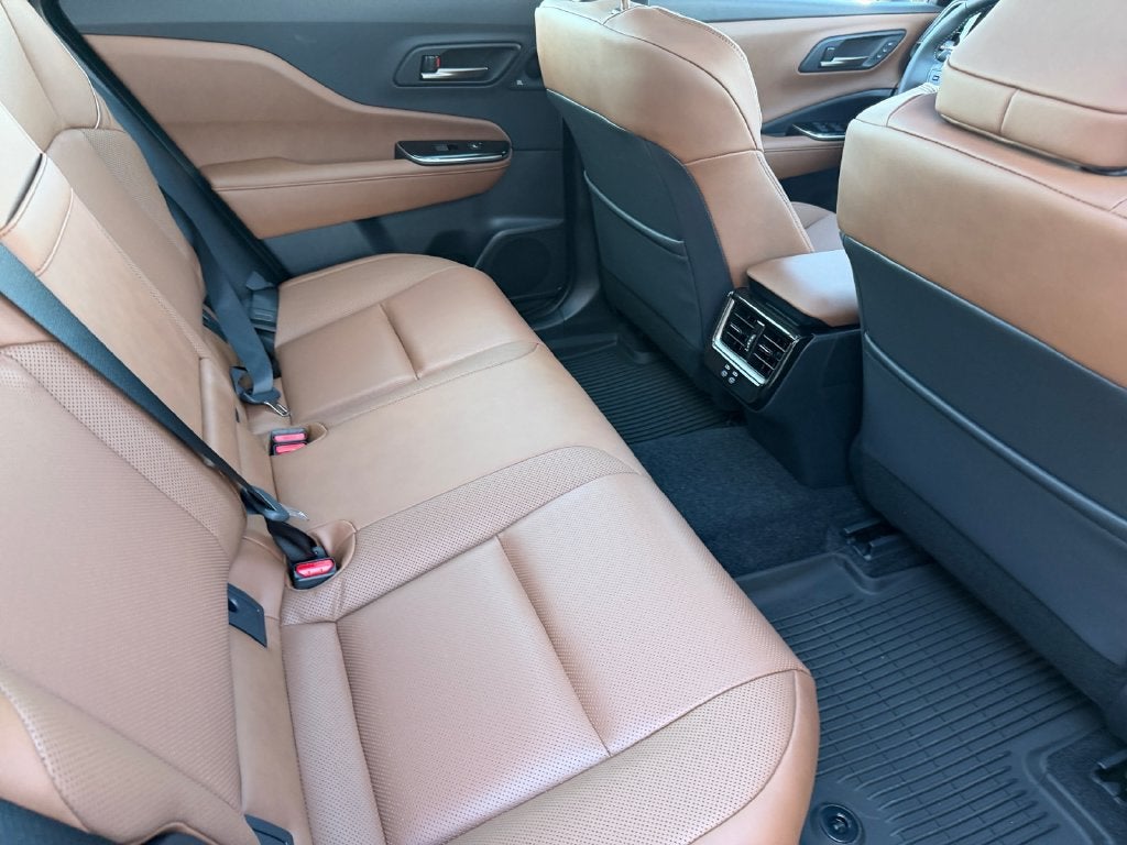 2026 Toyota Toyota Crown Signia Limited