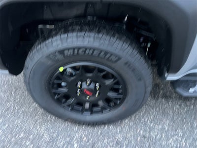 2025 Toyota 4Runner i-FORCE MAX 4Runner TRD Off-Road Premium