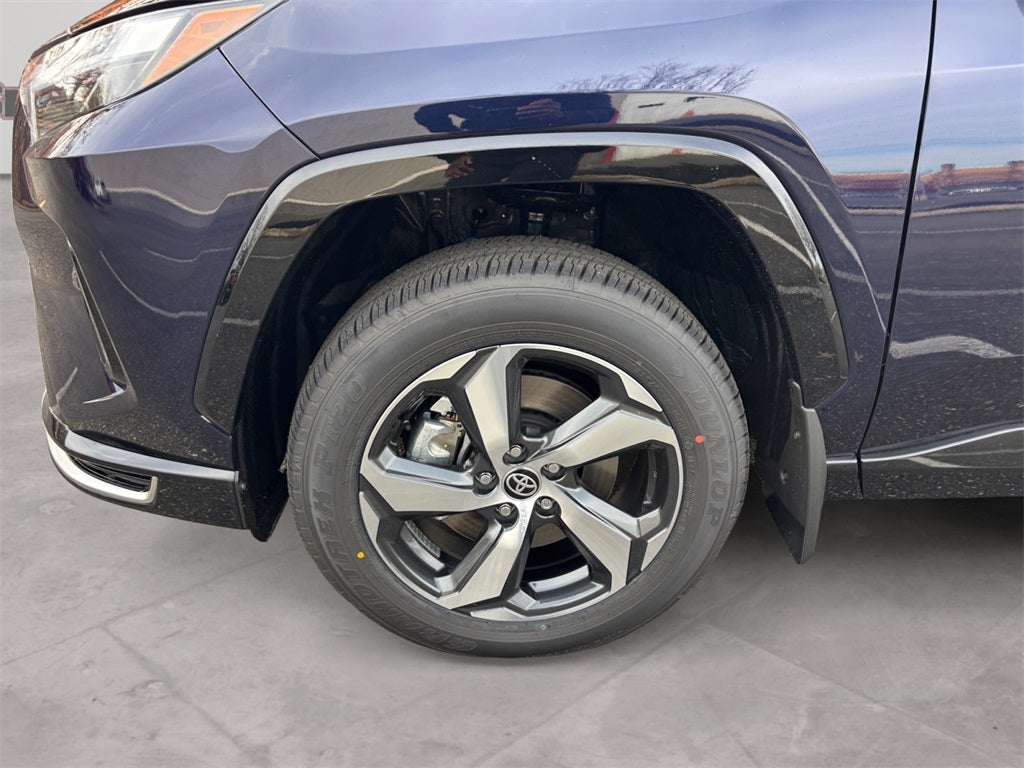 2025 Toyota RAV4 Plug-in Hybrid SE